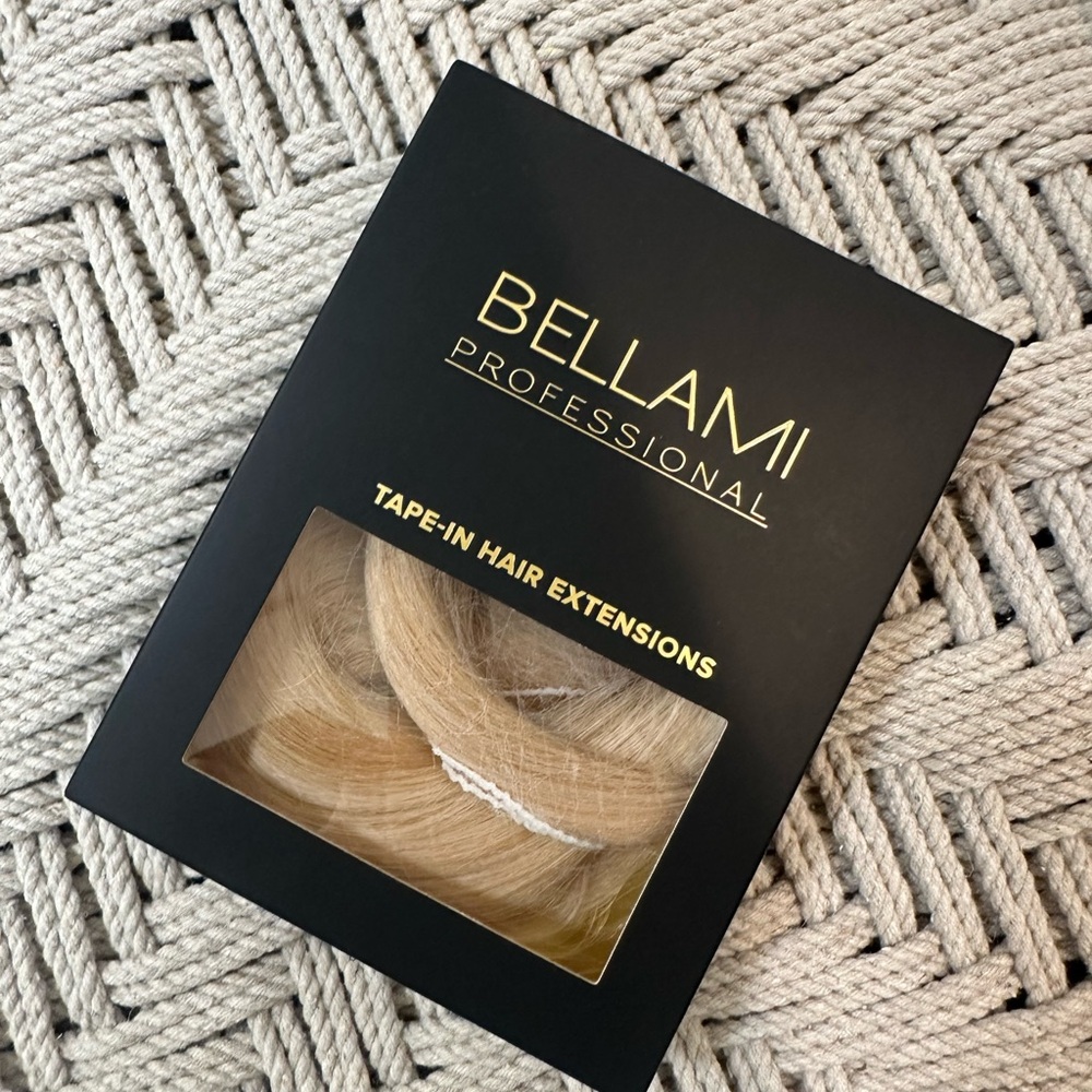 Bellami Professional 18” Butter Blonde Blonde Tape-In Hair Extensions